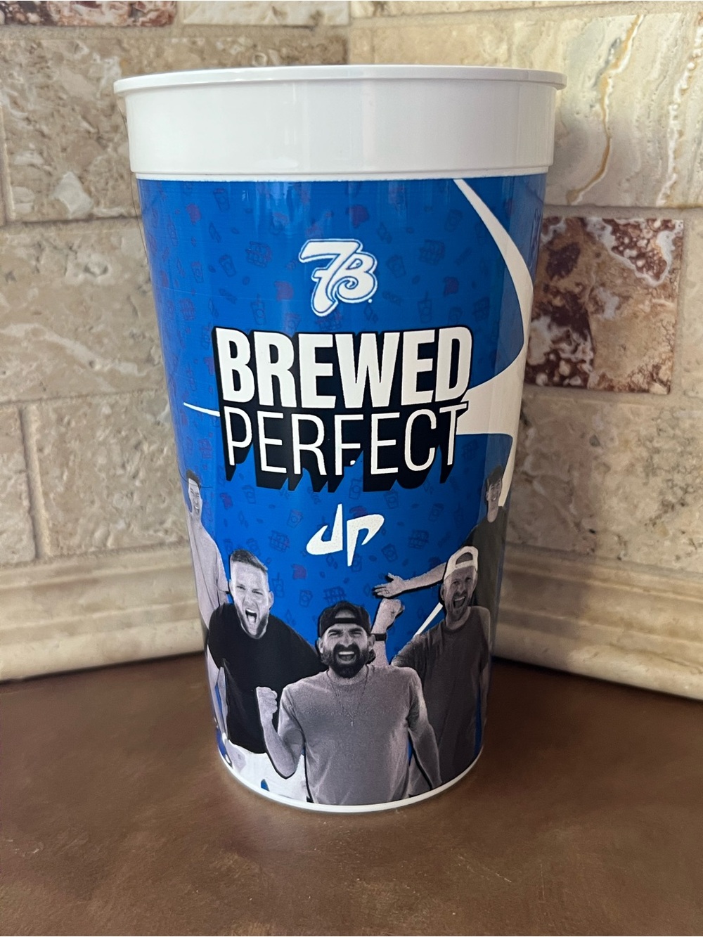 Seven Brews Brewed Perfect Blue collector Drink Cup